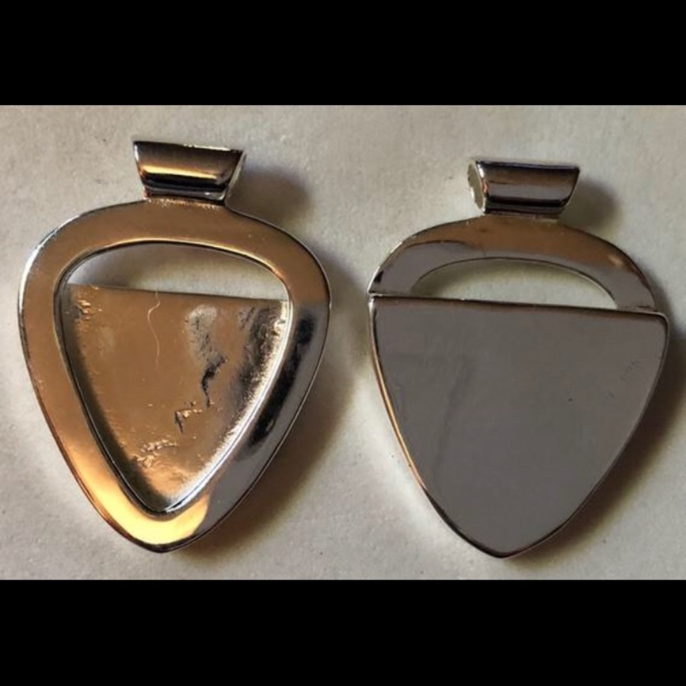 Guitar Pick Holder Necklace steel/silverplate **Holds 1 pick Only NEW